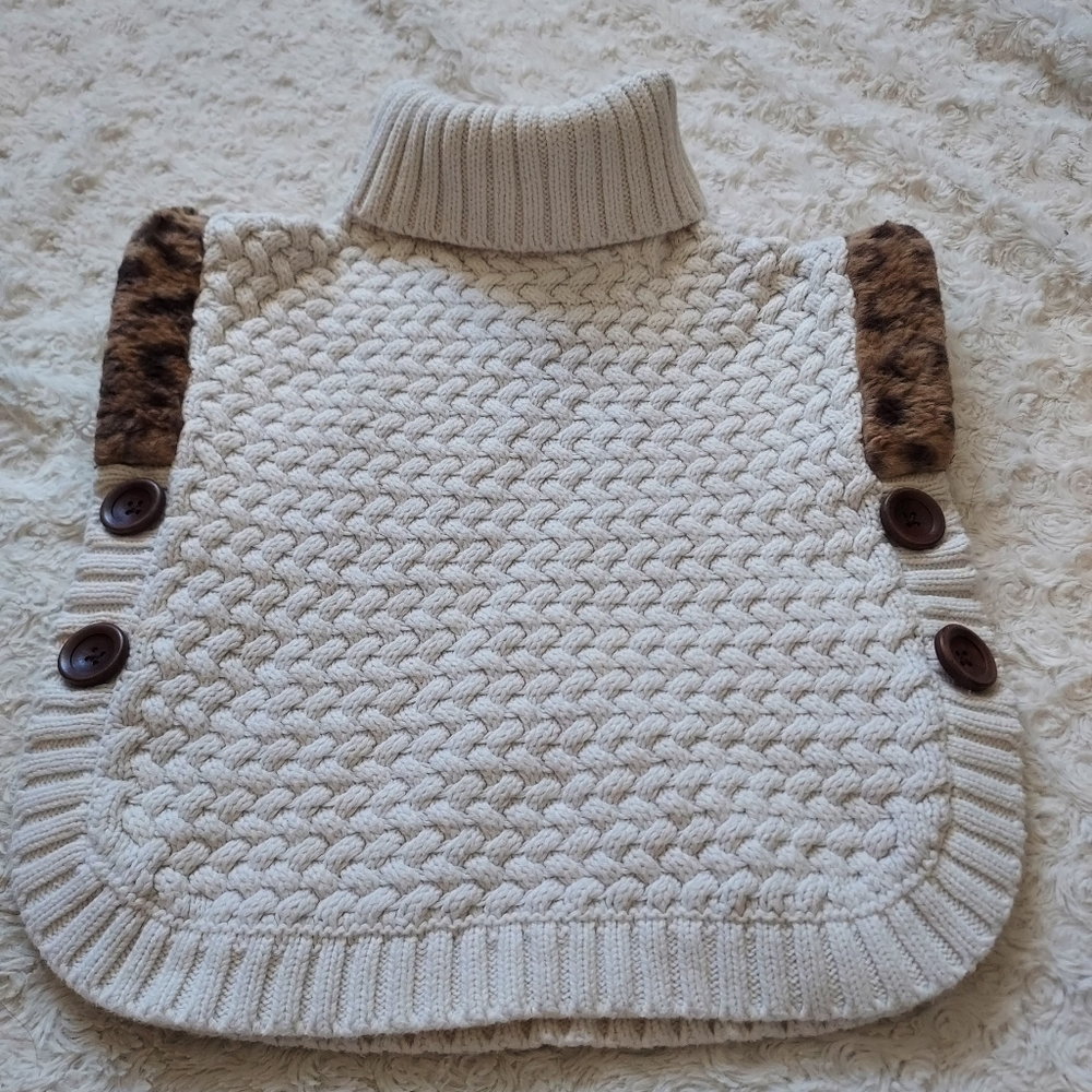 Aspen Kids Cream Cable Knit Poncho Sweater Faux Fur accents 2T Quiet Luxury